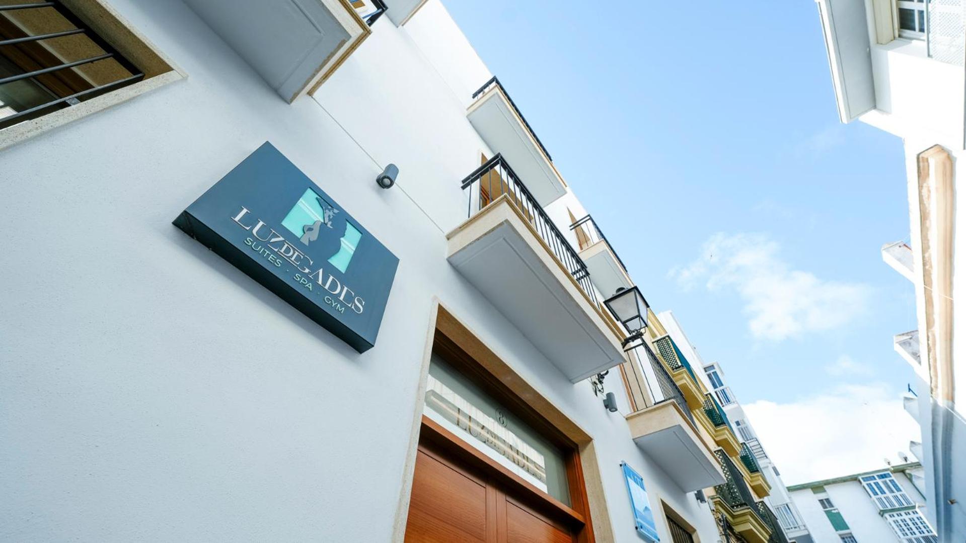 Aparthotel Luz De Gades - Suites Spa Gym - Adults Only 카디스 외부 사진