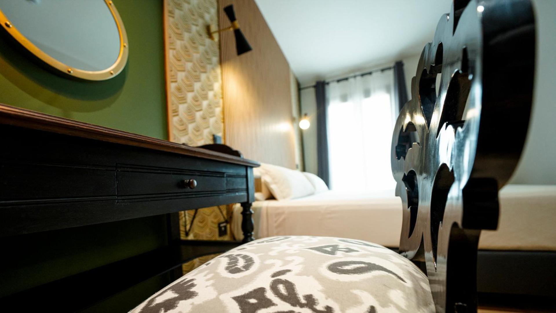 Aparthotel Luz De Gades - Suites Spa Gym - Adults Only 카디스 객실 사진