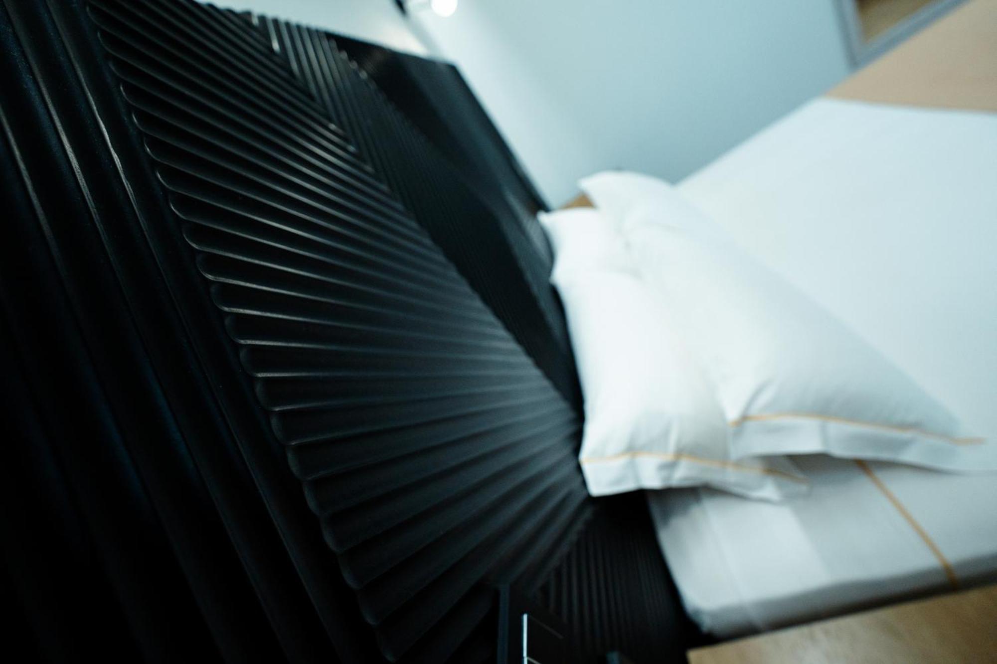 Aparthotel Luz De Gades - Suites Spa Gym - Adults Only 카디스 객실 사진