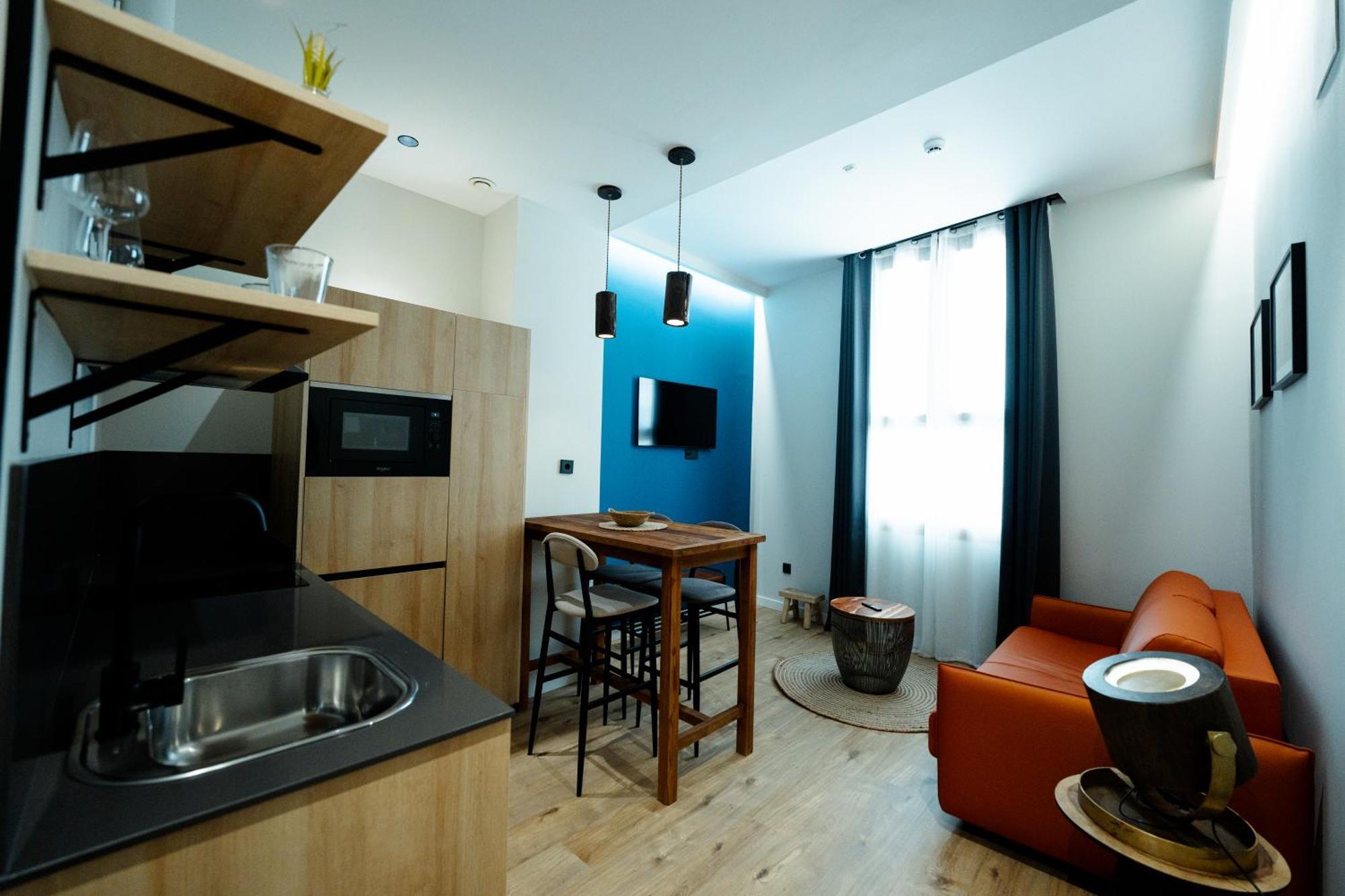 Aparthotel Luz De Gades - Suites Spa Gym - Adults Only 카디스 외부 사진